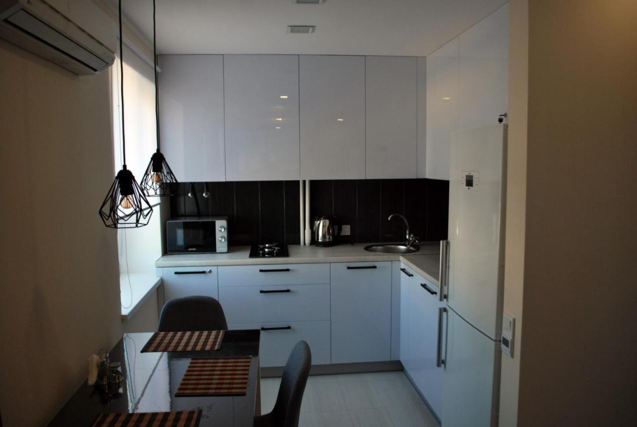 Apartment At Kirova Dnipro Exterior foto